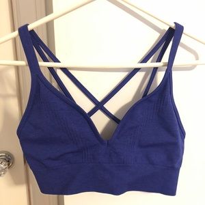 Lululemon sports bra